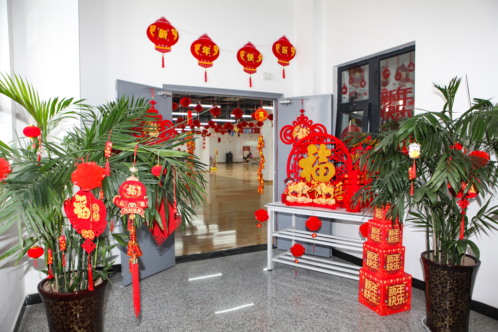 春节不打烊，im电竞陪你牛！| im电竞微电举办新春游园活动